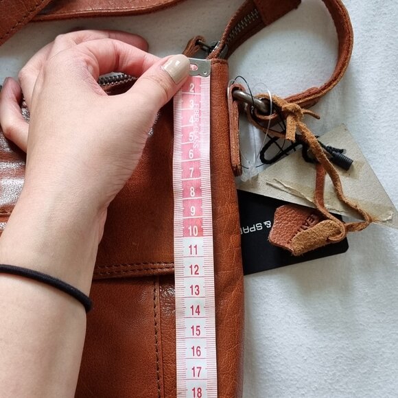 GENUINE LEATHER bag - Spikes and Sparrow - Picture 6 of 8